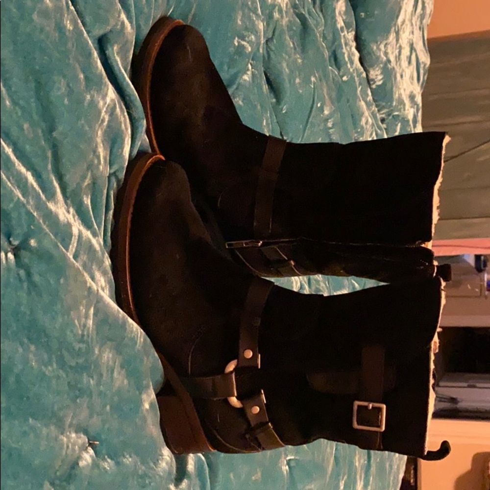 Black Ugg Boots